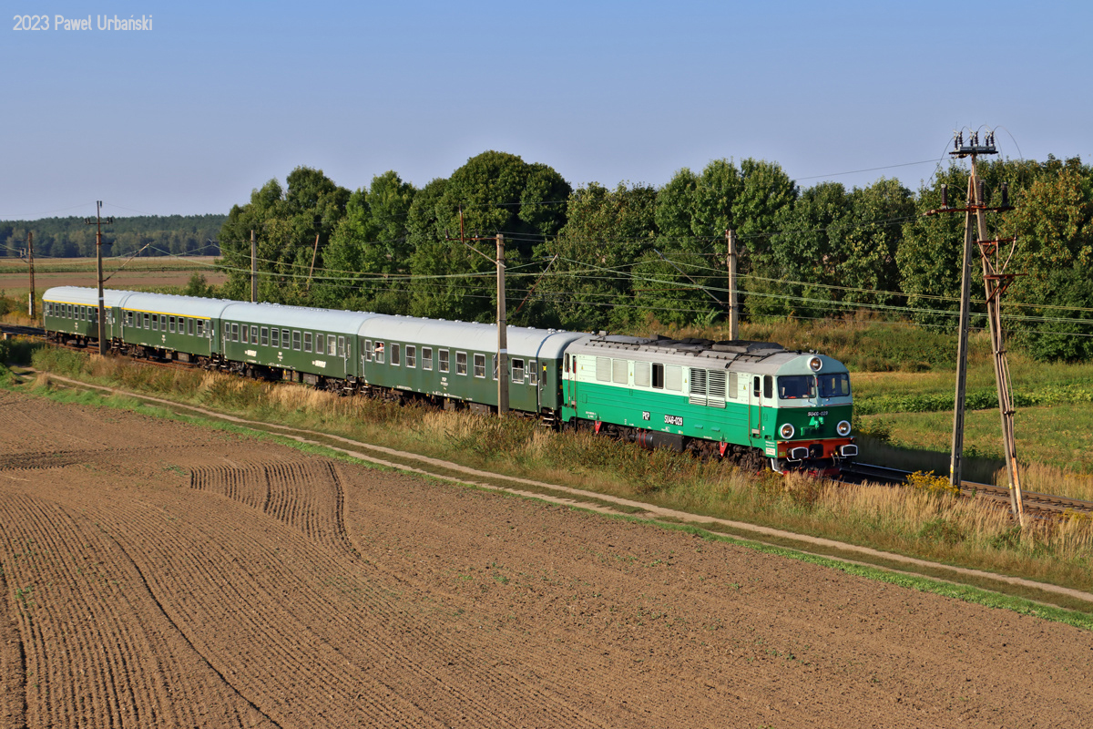 SU46-029