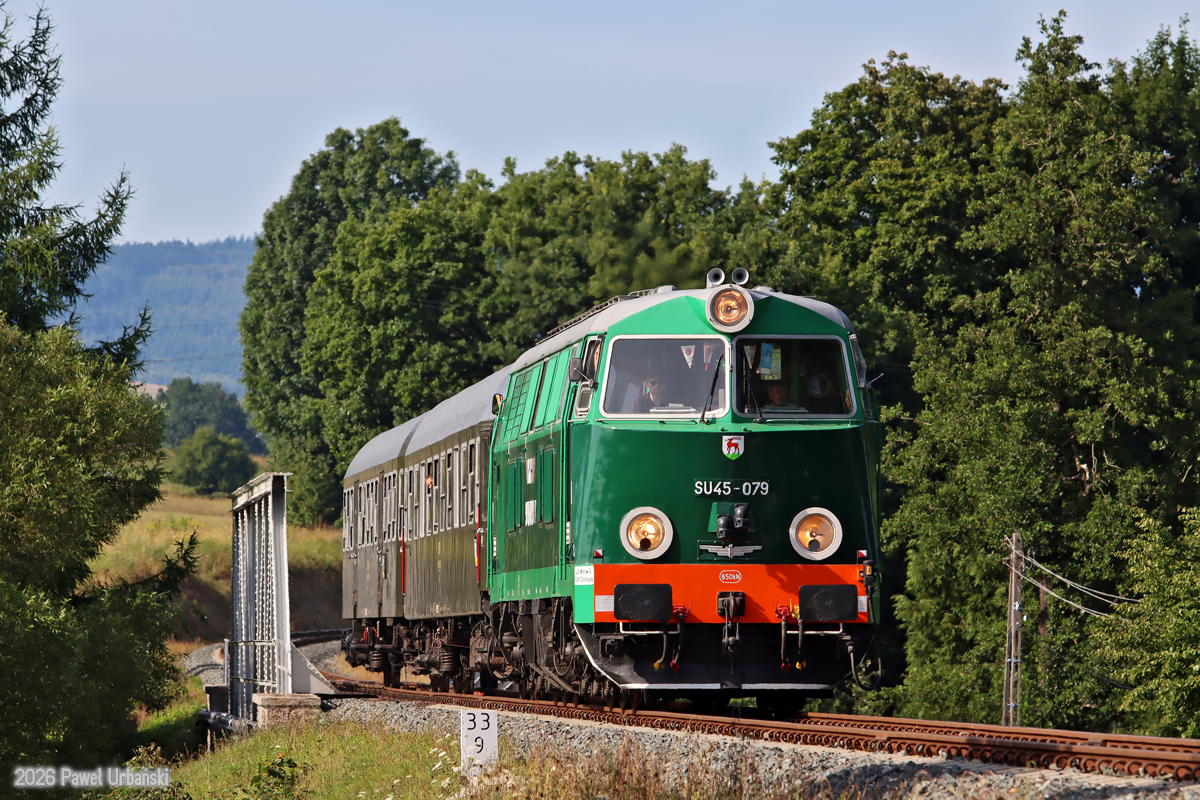 SU45-079