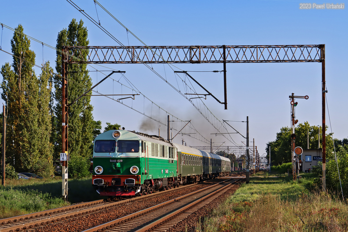 SU46-029